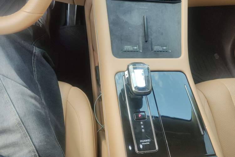 Used Hima AITO M7 2024 1.5T Intelligent Driving Rear-Drive Max Edition 5 Seats