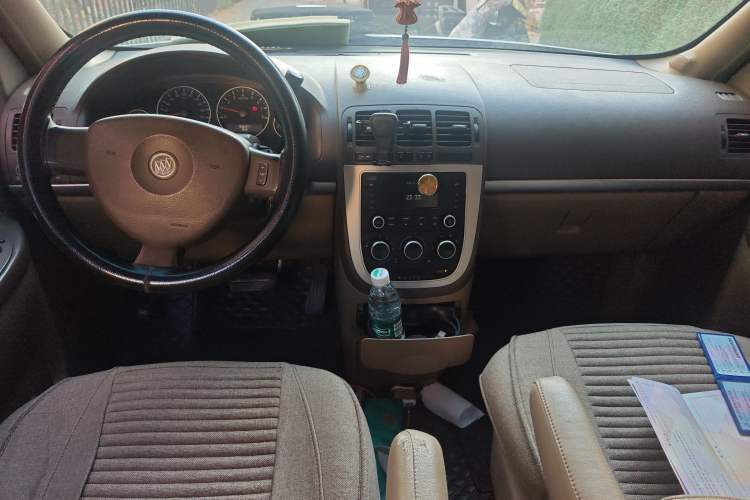 Used Buick GL8 2014 2.4L Classic Edition