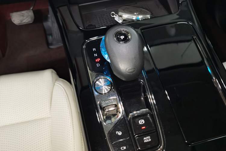 Used GAC Trumpchi E9 2023 E9 Master Model Gear Lever