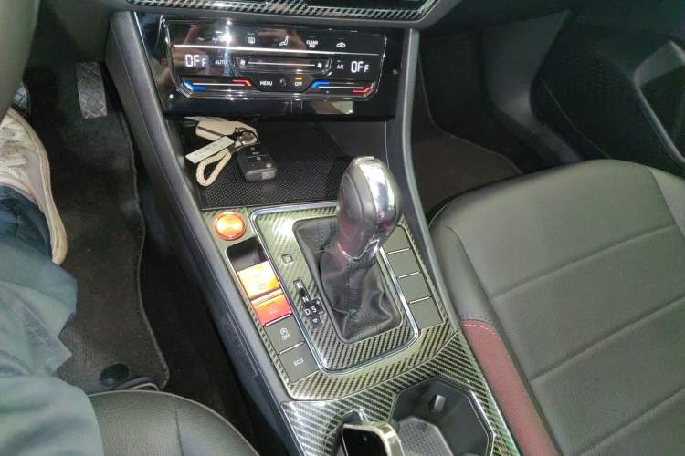 Used Volkswagen Bora 2021 280TSI DSG Elite Smart Connectivity Version Gear Lever