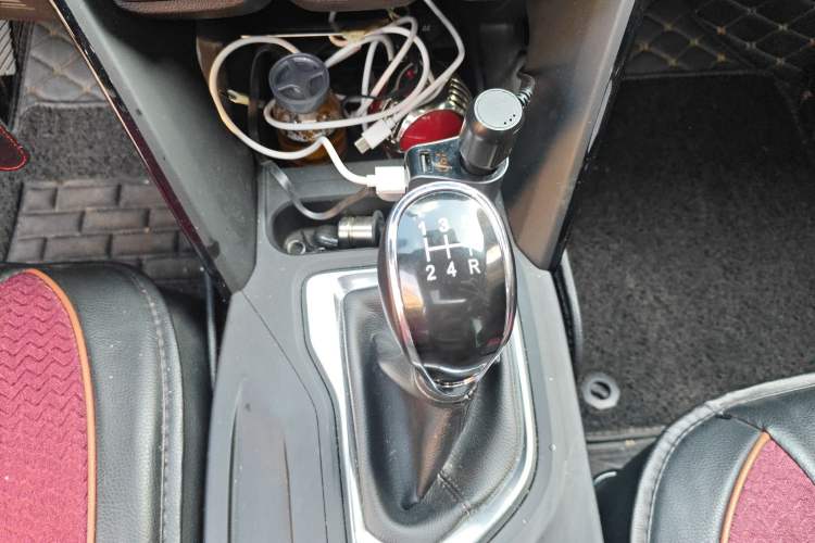 Used GAC Trumpchi GS4 2017 235T Manual Two-Wheel Drive Luxury Edition
