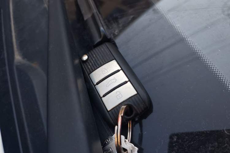 Used Roewe i6 New Energy 2017 45T Hybrid Connect & Smart Enjoyment Edition
