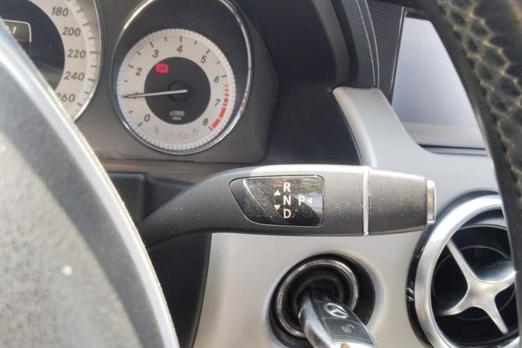 Used Mercedes-Benz GLK-Class 2015 GLK 260 4MATIC Dynamic Edition Ultimate Version