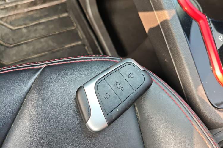 Used Chery QQ Little Ant 2021 200 000-Yuan Ant Fan Edition Oxygen Version Lithium Iron Phosphate 301 km Interior 1