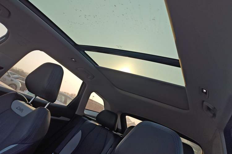 Used Geely Auto FX11 2024 1.5TD DCT Prestige Edition