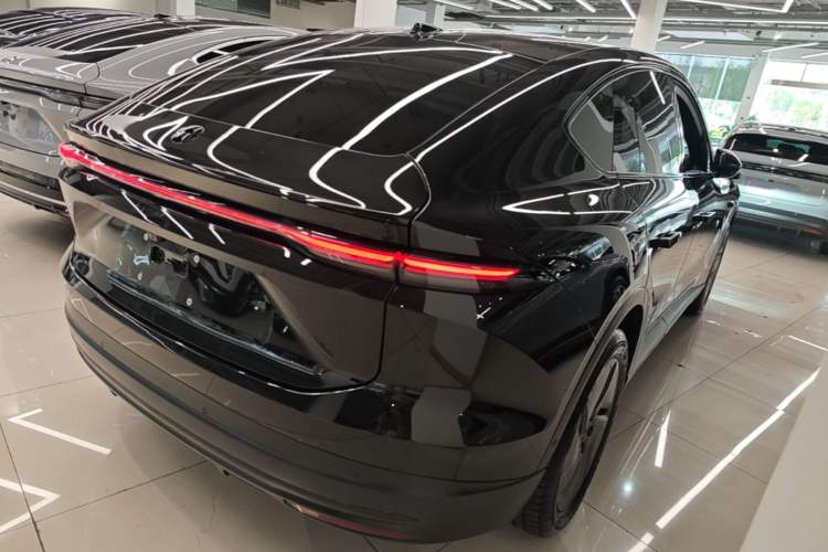 Used Nio EC6 2024 75 kWh