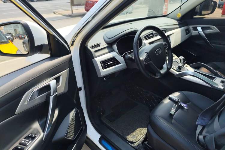 Used Geely Auto Emgrand X7 Sport 2020 1.8TD DCT Two-Wheel Drive Smart Connect 4G-Enabled Version