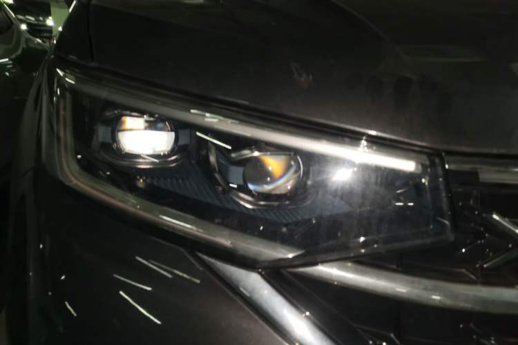 Used Volkswagen Tayron 2023 Revised Version 380TSI All-Wheel Drive R-Line High-Energy Edition
