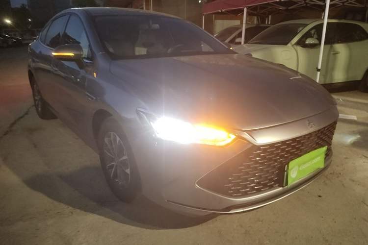 Used BYD Qin PLUS 2023 Champion Edition DM-i 55KM Leading Model