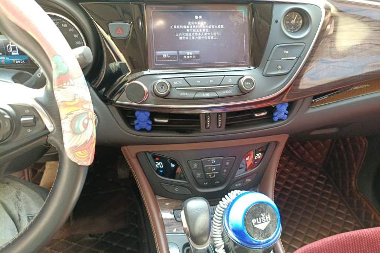 Used Buick Envision 2016 20T Two-Wheel-Drive Elite Model
