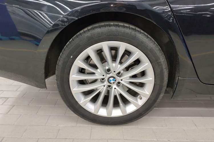 Used BMW 5 Series 2022 Second Facelift 525Li Luxury Package