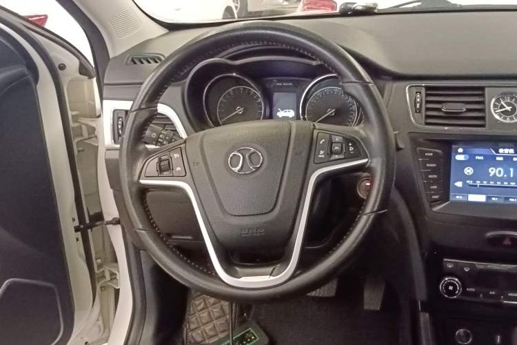 Used BAIC Senova X55 2016 1.5T CVT Elite Edition
