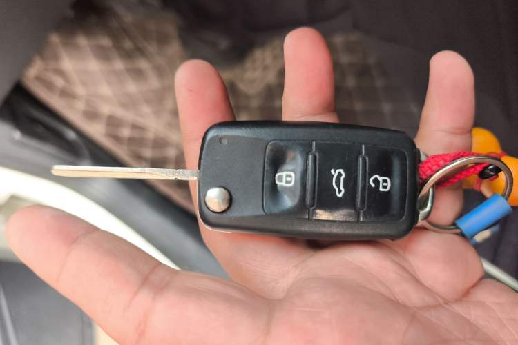 Used Volkswagen Polo 2014 1.4L Manual Fashion Edition Vehicle Key