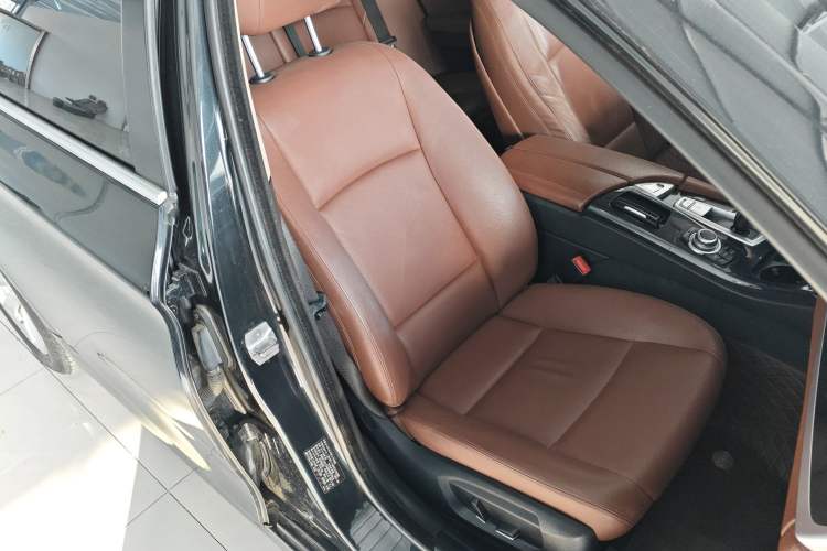 Used BMW 5 Series 2017 520Li Elegant Edition Right Front Seat