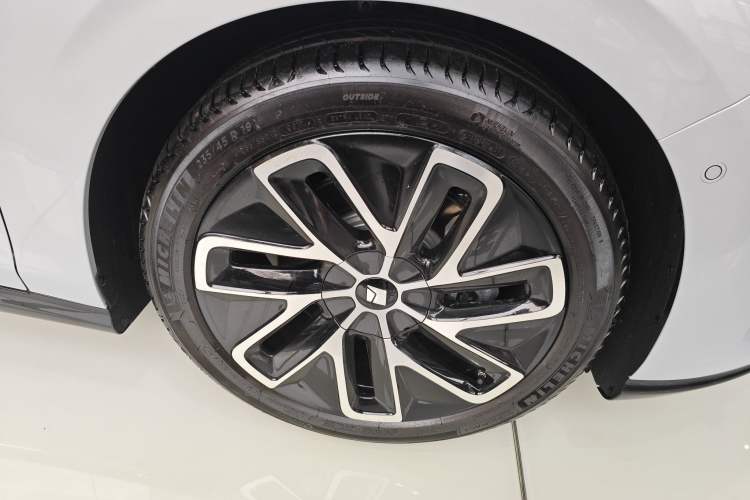 Used Baojun Enjoy 2025 All-Electric 600km Luxury Edition