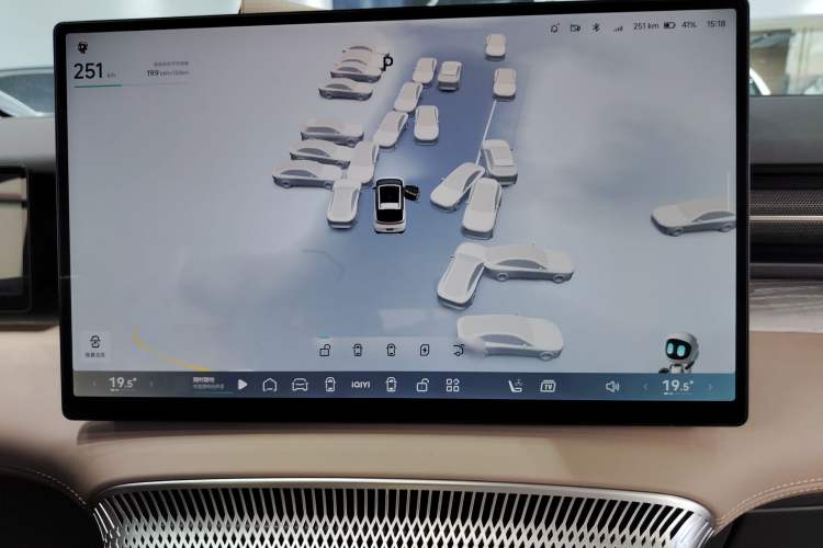 Used XPeng X9 2025 740 Ultra-Long Range Max
