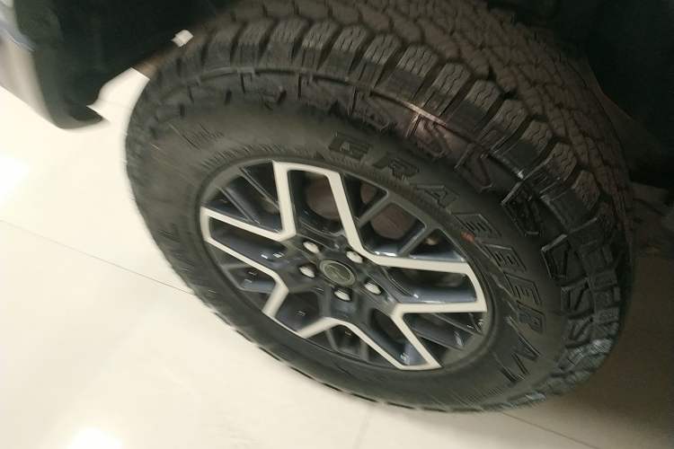 Used Jeep Wrangler 2024 2.0T Sahara Four-Door Edition