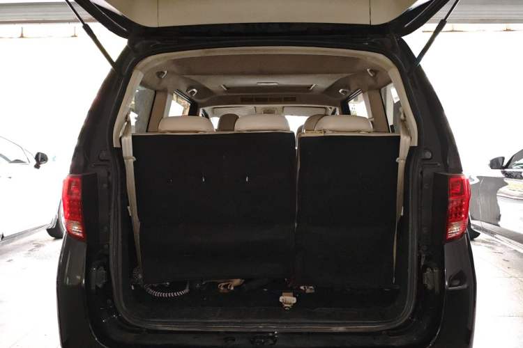 Used Yema Spica 2018 1.5L Manual Luxury Model
