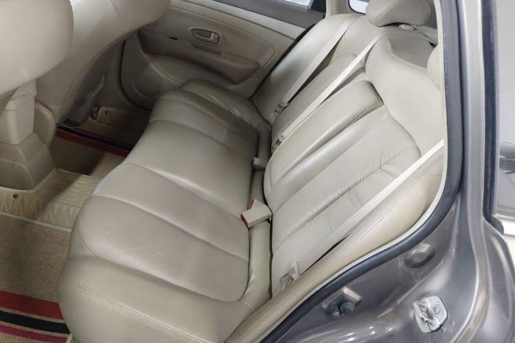 Used Nissan Sylphy 2012 Classic 1.6 XL Automatic Luxury Edition Left Rear Seat