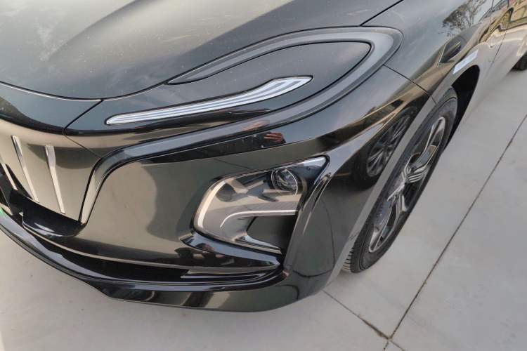 Used Hongqi E-QM5 2021 Charging Version Flagship Edition
