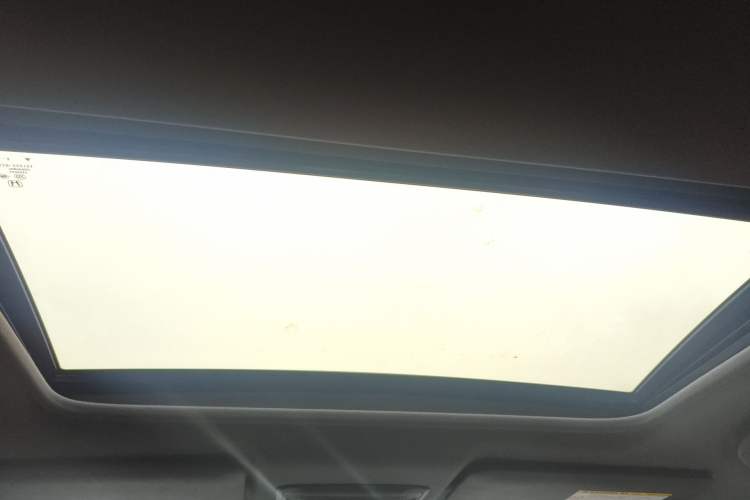 Used Honda XR-V 2015 1.8L EXi CVT Comfort Version Headliner