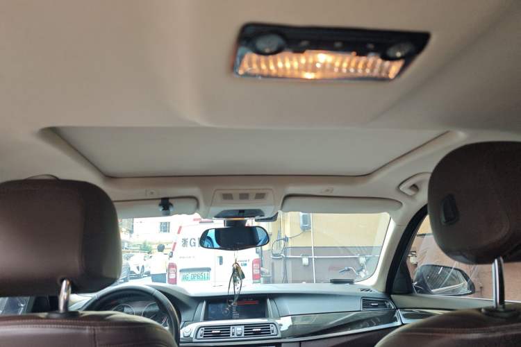 Used BMW 5 Series 2014 525Li Luxury Design Package