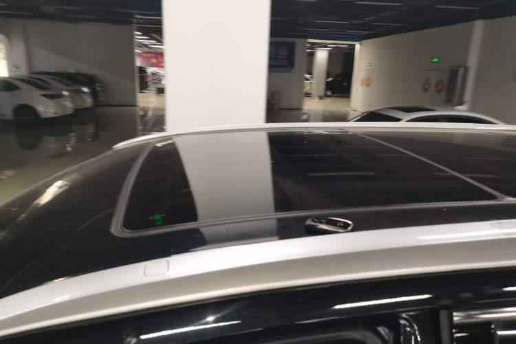 Used Toyota Highlander 2018 2.0T Four-Wheel Drive Luxury Version 7 Seats China VI Standard
