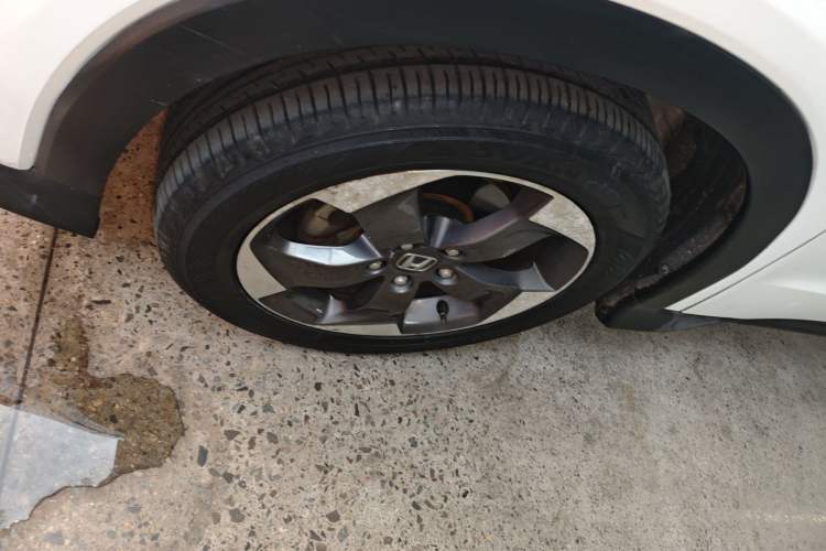 Used Honda Vezel 2015 1.8L CVT 2WD Luxury Model Left Front Wheel Hub