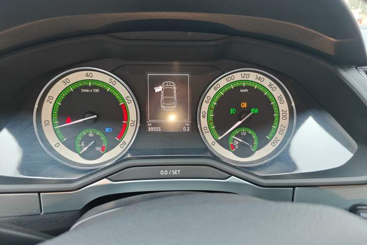 Used Skoda Superb 2018 TSI280 DSG Standard Edition China V Emission Standard Instrument Cluster