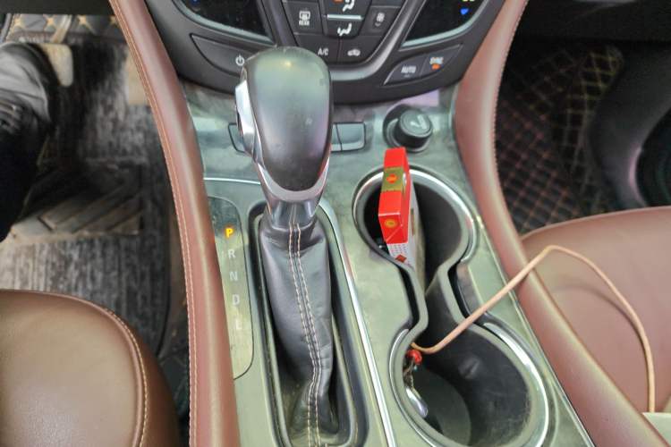 Used Buick Envision 2015 20T Two-Wheel-Drive Elite Model
