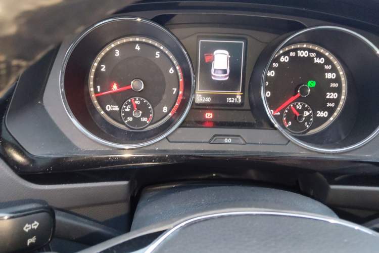 Used Volkswagen Tiguan L 2019 330TSI Automatic Two-Wheel Drive Smart Luxury Version China VI Standard