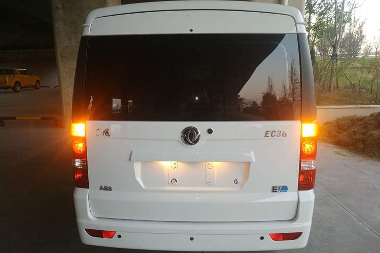 Used Dongfeng Xiaokang EC36 2018 Standard Model Starheng Battery Exterior 4