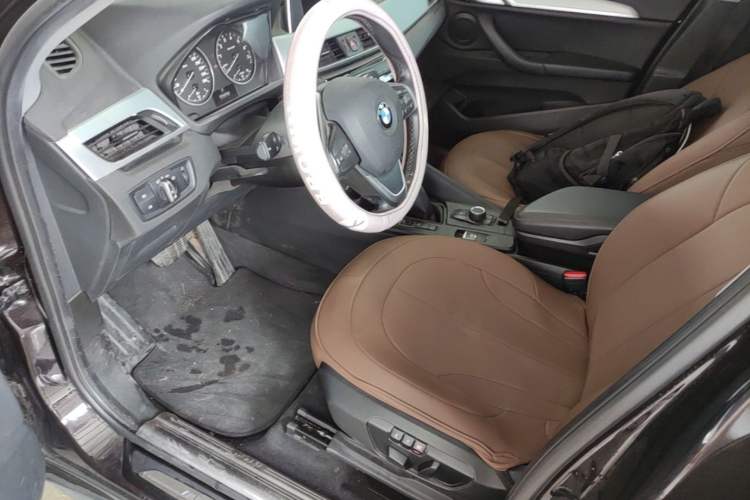Used BMW X1 2016 sDrive18Li Premium Edition
