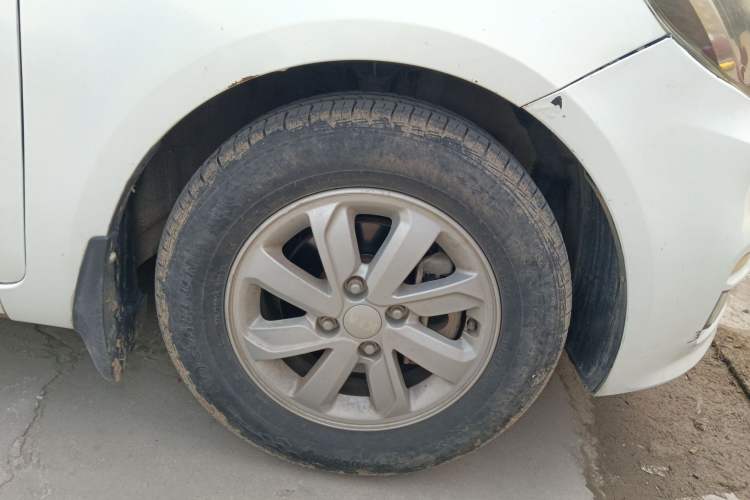 Used Kia K2 2015 Sedan 1.4L MT GLS