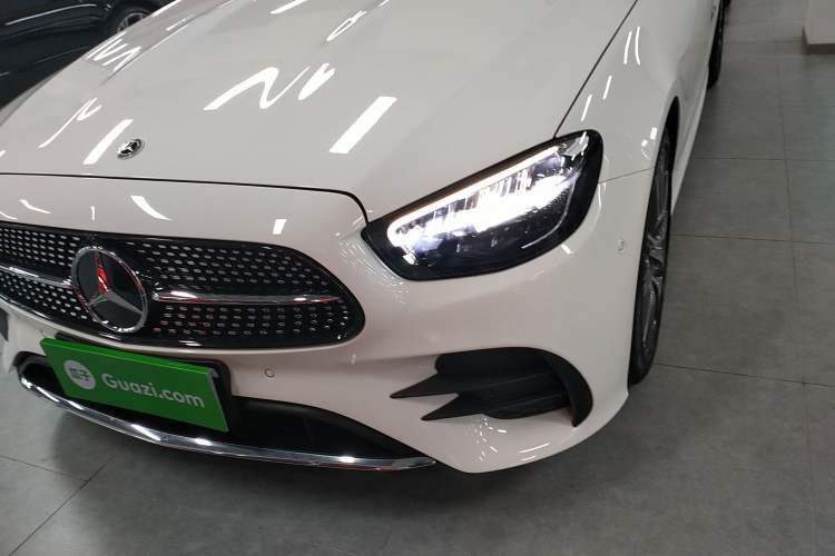 Used Mercedes-Benz E-Class 2023-Year Restyled E 260 Coupe