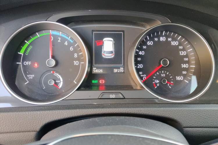 Used Volkswagen Golf Pure Electric 2020 Chari Odometer Close Up