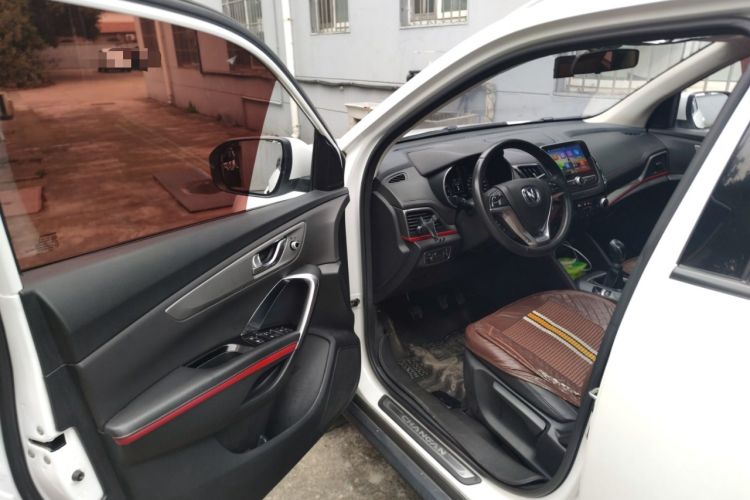 Used Changan CS55 2017 1.5T Manual Colorful Edition
