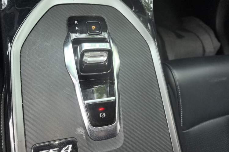 Used GAC Trumpchi GS4 2023 270T Automatic Smart Drive Navigation Edition Gear Lever