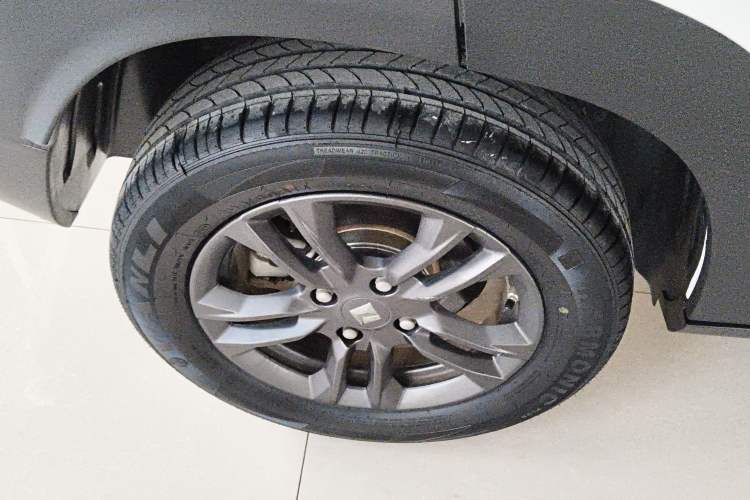 Used Baojun RS-3 2020 1.5L CVT 24-Hour Online Luxury Edition Right Rear Wheel Hub