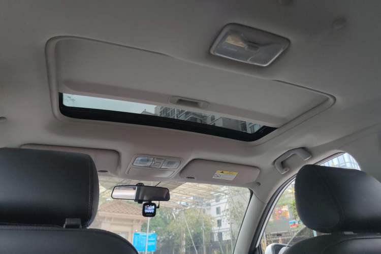 Used Changan CS35 2016 1.6L Automatic Luxury Model China V Standard
