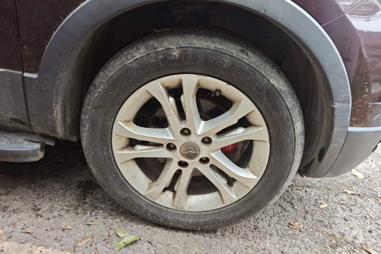 Used Haima S5 2015 1.5T CVT Flagship Model Right Front Wheel Hub