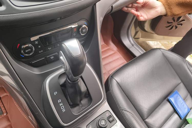 Used Ford Kuga 2015 1.5L GTDi Four-Wheel-Drive Elite Model