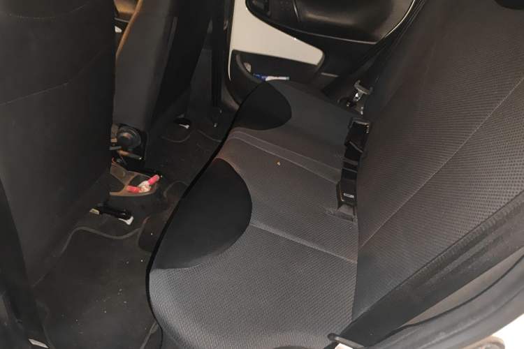 Used BYD F0 2013 1.0L AMT Joyful Cool Model