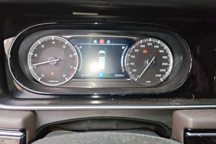 Used GAC Trumpchi M6 2019 270T DCT Luxury Edition (7-seater) China VI
