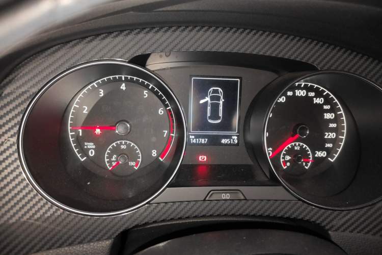 Used Volkswagen Golf Sportsvan 2016 230TSI Automatic Luxury Version
