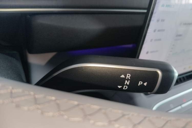 Used Nio EC6 2025 75 kWh
