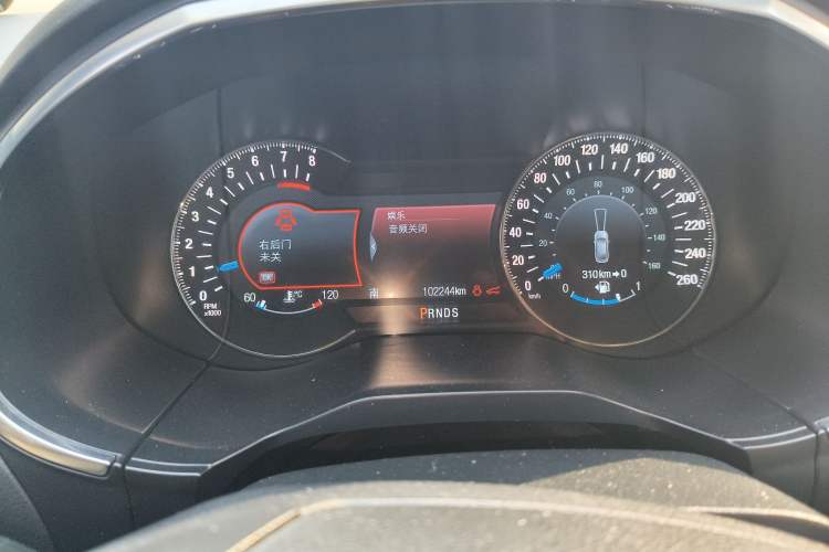 Used Ford Edge 2015 2.0T GTDi Four-Wheel Drive Prestige Model
