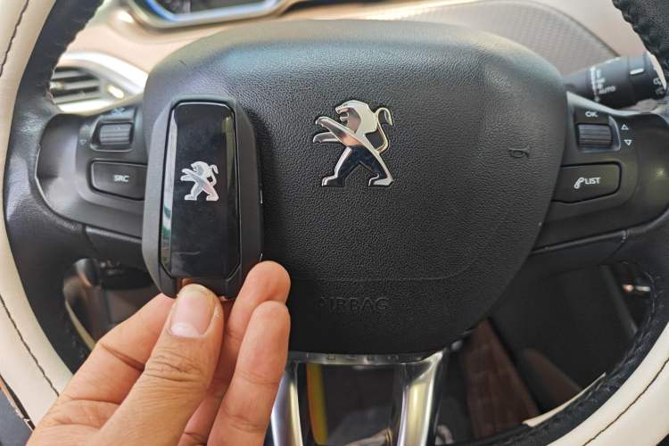 Used Peugeot 2008 2014 1.6L Automatic Navigation Edition