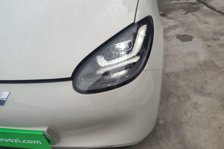 Used Wuling Bingo 2024 333 km Lingxi Connected Version Left Front Headlight