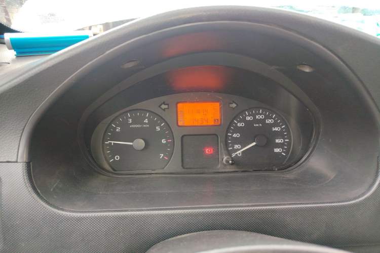 Used Wuling Rongguang 2012 1.5L Extended Basic Version Instrument Cluster